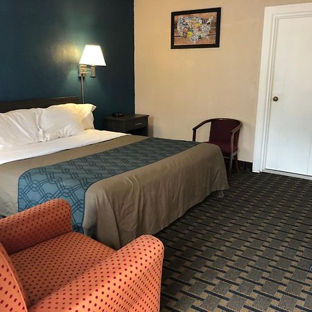 Econo Lodge Cranston - Providence Eksteriør bilde
